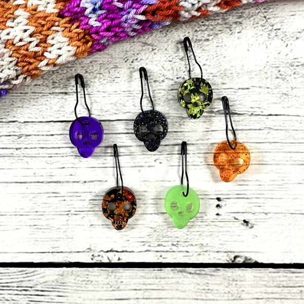 Skull Stitch Markers w/ Pin by Katrinkles