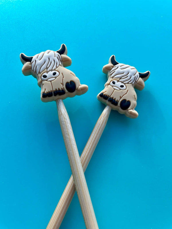Knitting Needle Point Protectors: Light Brown Highland Cow