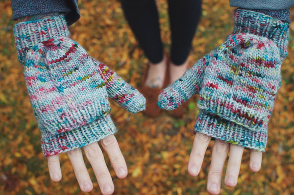 Tinsel Mitts Pattern by Drea Renee Knits